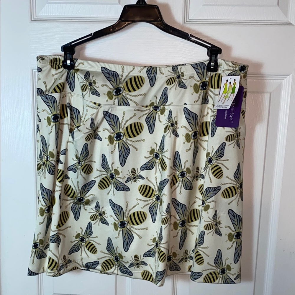 BSkinz Women’s Bee Skort Golf Tennis Pockets Size XXL